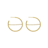 Arracada con Línea de Perlas (Plata .925 con Baño de Oro)